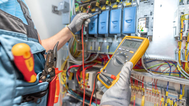 Best Local Electrician Companies  in Como, MS